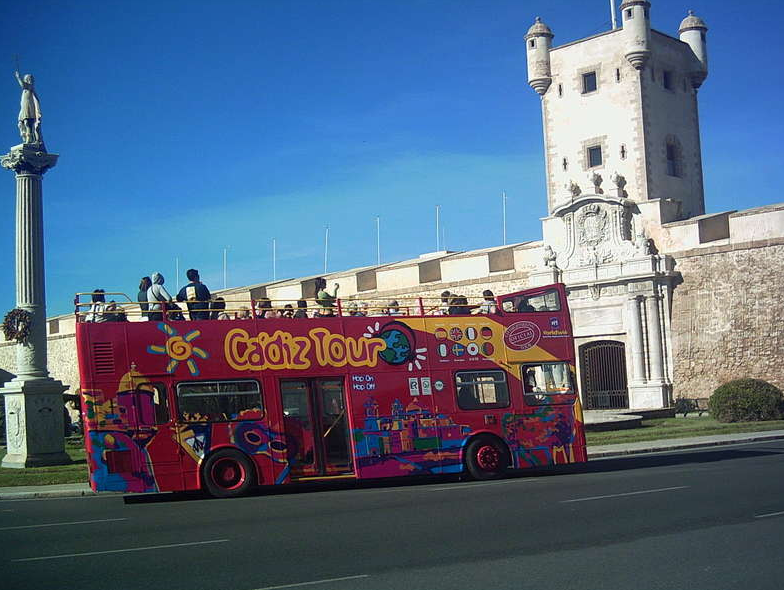 Turismo - Ayuntamiento de Cádiz  Autobuses Turísticos 